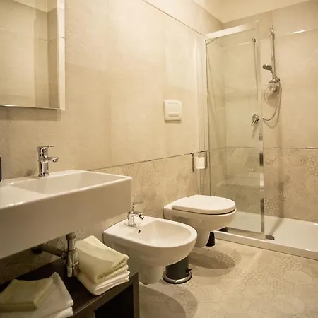 Guest House Centrale 게스트하우스 바를레타
